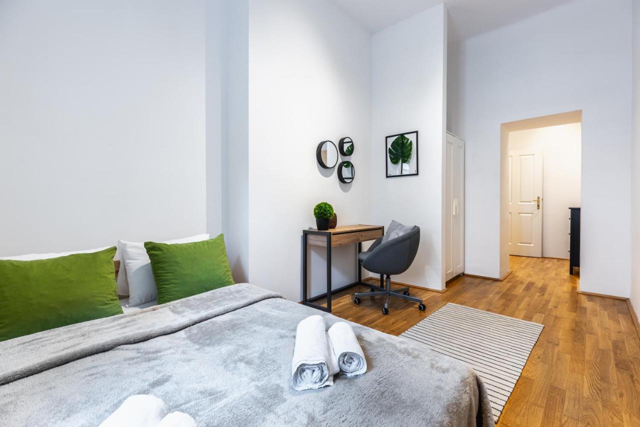 Stylish Designed Apartment In A Calm District Vienna Exterior photo