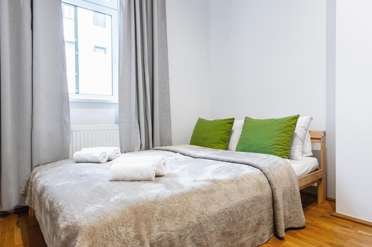 Stylish Designed Apartment In A Calm District Vienna Exterior photo